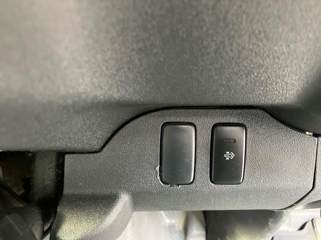 ハイエースバン ロングＤＸ　４ＷＤ　フロントスポイラー　３（６）人乗り　電動格納ドアミラー　キーレス　タイミングベルト交換済み　同色バンパー　ナビＴＶ　バックカメラ　ＥＴＣ　記録簿（34枚目）