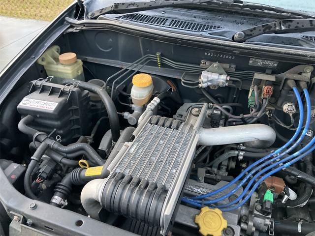 プレオ ＲＳリミテッドＩＩ　４ＷＤ　スーパーチャージャー　キーレスエントリー　電動格納ミラー　ＣＶＴ　ＣＤ　ＭＤ　アルミホイール　衝突安全ボディ　エアコン　パワーステアリング　パワーウィンドウ（16枚目）