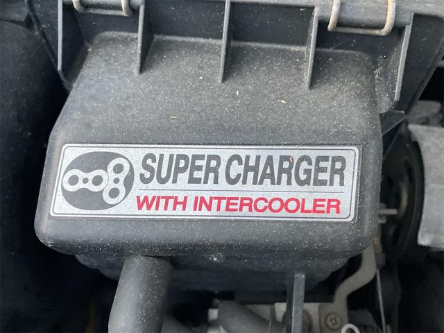 プレオ ＲＳリミテッドＩＩ　４ＷＤ　スーパーチャージャー　キーレスエントリー　電動格納ミラー　ＣＶＴ　ＣＤ　ＭＤ　アルミホイール　衝突安全ボディ　エアコン　パワーステアリング　パワーウィンドウ（19枚目）