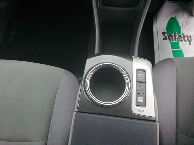 プリウスアルファ Ｓ　Ｌセレクション　スマートキー　純正ナビ　Ｂカメラ　地デジ　ステアリングスイッチ　ＨＩＤ　オートライト　フォグランプ　ＥＴＣ　ドライブレコーダー（22枚目）