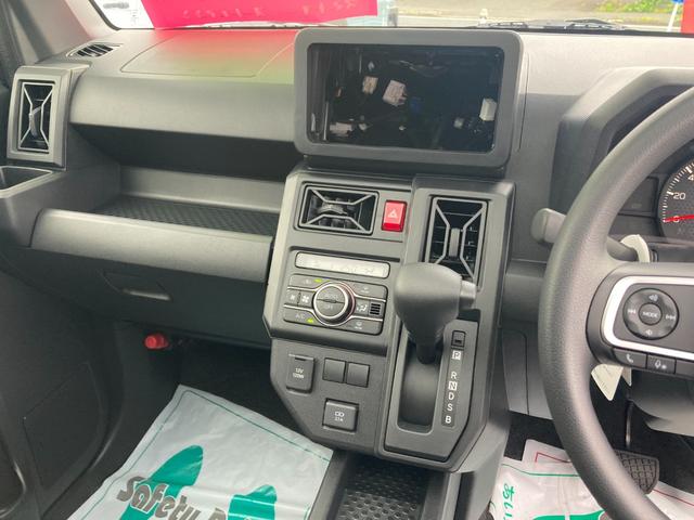 タフト Ｘ　４ＷＤ　ＬＥＤヘッドライト　スカイフィールトップ　オートエアコン　キーフリーＳ　スマートアシスト　横滑り防止機能　クリアランスソナー　ＵＳＢ端子　電動格納ミラー　リアワイパー　メーカー保証付き（15枚目）