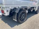 ＫＣエアコン・パワステ　５速マニュアル　４ＷＤ　社外バンパーガード　鳥居ゲートガード　社外オーバーフェンダー　テールランプガード　荷台マット　ゲートプロテクター　ユーティリティパネル　社外１４アルミホイール　ホワイトレター（23枚目）