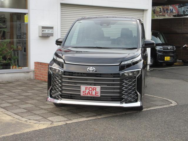 ヴォクシー ハイブリッドＳ－Ｚ　４ＷＤ　ＥＴＣ　全周囲カメラ　ナビ　ＴＶ　クリアランスソナー　オートクルーズコントロール　レーンアシスト　パークアシスト　衝突被害軽減システム　オートマチックハイビーム　ＬＥＤヘッドランプ（16枚目）