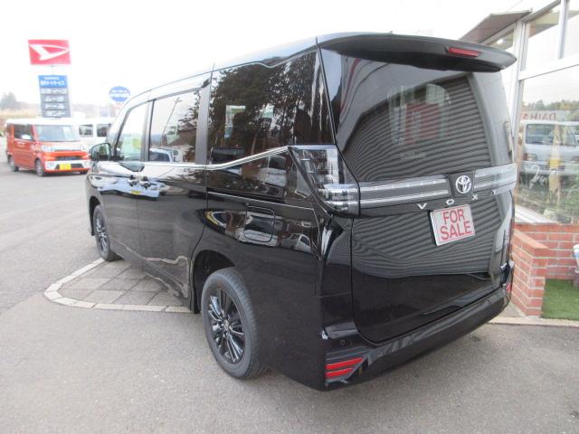 ヴォクシー ハイブリッドＳ－Ｚ　４ＷＤ　ＥＴＣ　全周囲カメラ　ナビ　ＴＶ　クリアランスソナー　オートクルーズコントロール　レーンアシスト　パークアシスト　衝突被害軽減システム　オートマチックハイビーム　ＬＥＤヘッドランプ（20枚目）