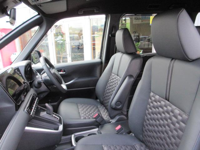 ヴォクシー ハイブリッドＳ－Ｚ　４ＷＤ　ＥＴＣ　全周囲カメラ　ナビ　ＴＶ　クリアランスソナー　オートクルーズコントロール　レーンアシスト　パークアシスト　衝突被害軽減システム　オートマチックハイビーム　ＬＥＤヘッドランプ（32枚目）