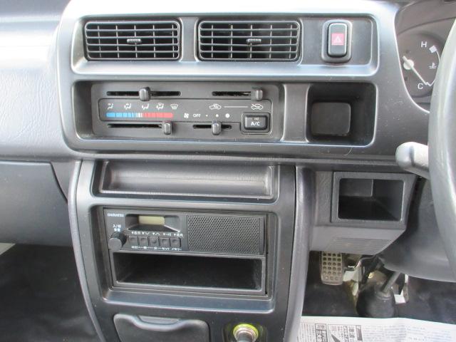 ハイゼットトラック ツインカムスペシャル 4WD MT エアコン(4枚目)