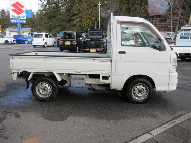 ハイゼットトラック ツインカムスペシャル 4WD MT エアコン(15枚目)