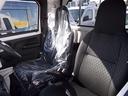 ハイゼットトラック ジャンボエクストラ　届出済未使用車　４ＷＤ　スマートアシスト　アイドリングストップ　ＬＥＤヘッドライト　オーバーヘッドシェルフ（6枚目）
