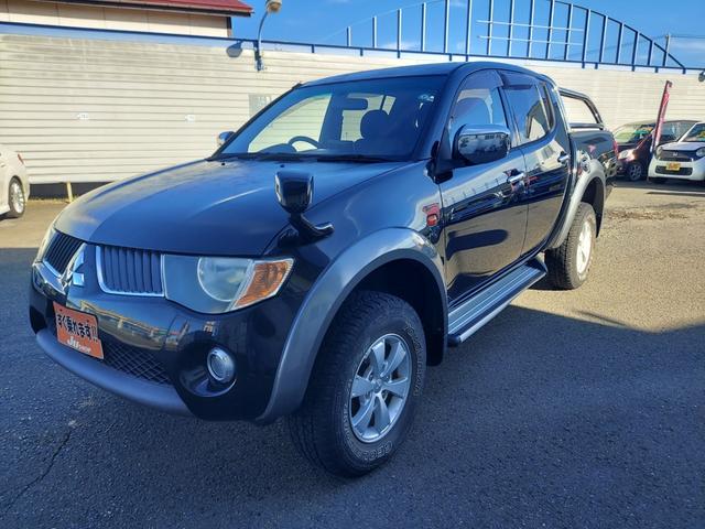 トライトン ベースグレード　４ＷＤ　ナビ　ＴＶ　ＥＴＣ（7枚目）