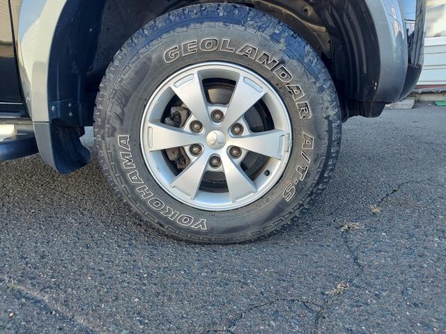 トライトン ベースグレード　４ＷＤ　ナビ　ＴＶ　ＥＴＣ（20枚目）