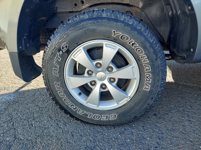 トライトン ベースグレード　４ＷＤ　ナビ　ＴＶ　ＥＴＣ（21枚目）