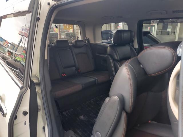 エルグランド 250ハイウェイスター 4WD ナビ TV アラウンドビュー フリップダウンモニター 両側パワースライドドア ETC ドライブレコーダー HIDライト インテリジェントキー(20枚目)