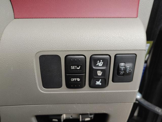 ムーヴコンテ Ｘ　４ＷＤ　パワーシート　ＥＴＣ　エンジンスターター　スマートキー（12枚目）