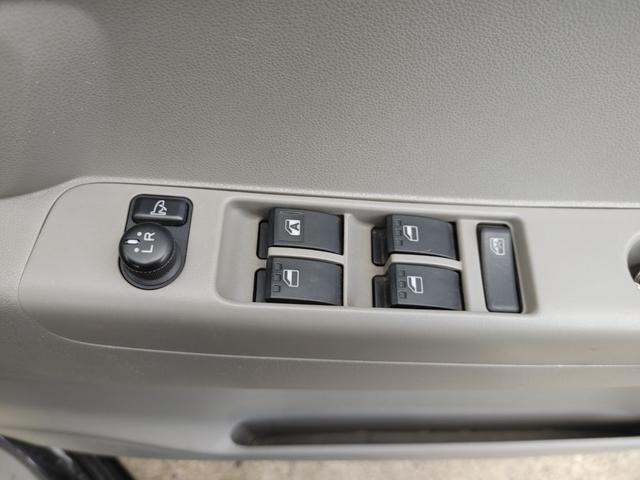 ムーヴコンテ Ｘ　４ＷＤ　パワーシート　ＥＴＣ　エンジンスターター　スマートキー（15枚目）