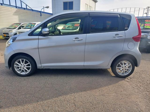 デイズ Ｘ　４ＷＤ　ナビ　ＴＶ　アラウンドビュー　シートヒーター　スマートキー（5枚目）