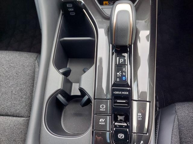 クラウンクロスオーバー G 4WD ワンオーナー 12.3インチナビ TV パノラミックビューモニター パワーバックドア 運転支援システム 電動リアゲート LEDヘッドライト ETC2.0 スマートキー(12枚目)