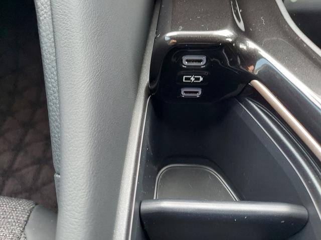 クラウンクロスオーバー G 4WD ワンオーナー 12.3インチナビ TV パノラミックビューモニター パワーバックドア 運転支援システム 電動リアゲート LEDヘッドライト ETC2.0 スマートキー(16枚目)