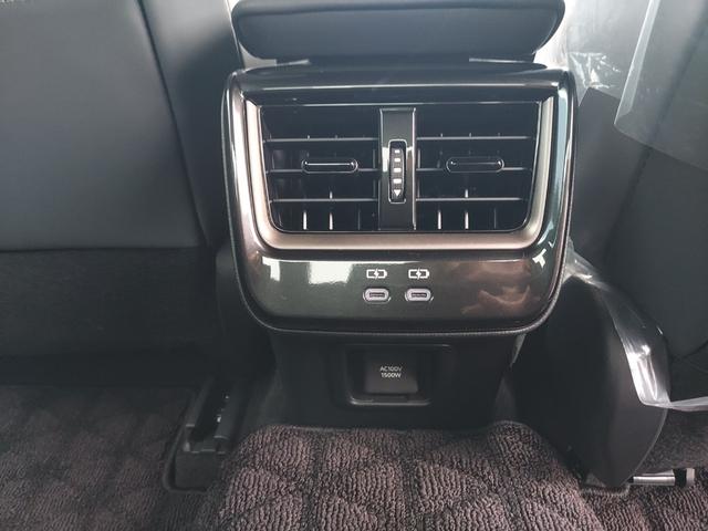 クラウンクロスオーバー G 4WD ワンオーナー 12.3インチナビ TV パノラミックビューモニター パワーバックドア 運転支援システム 電動リアゲート LEDヘッドライト ETC2.0 スマートキー(17枚目)