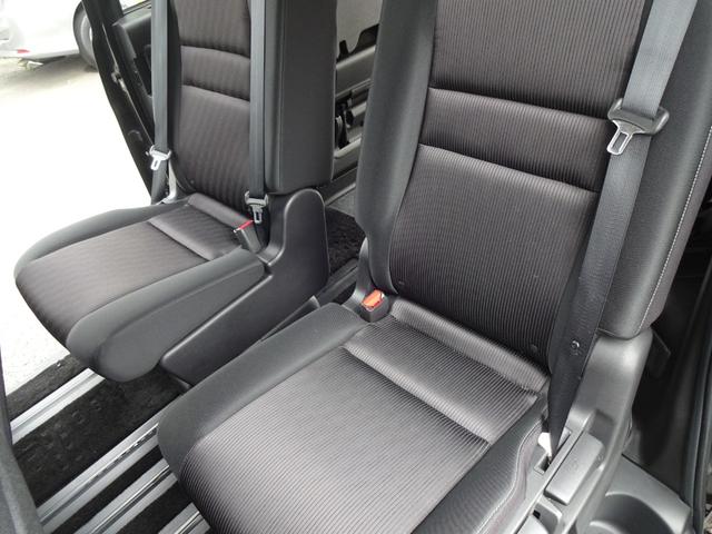 セレナ ハイウェイスター　４ＷＤ／純正９インチナビ／フルセグテレビ／アラウンドビューモニター／両側電動スライドドア／衝突軽減ブレーキ／横滑り防止／アイドリングストップ／プッシュスタート／純正アルミホイール／寒冷地仕様／ＥＴＣ（40枚目）