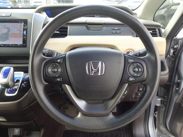 フリードハイブリッド ハイブリッド・Ｇホンダセンシング　Ｇａｔｈｅｒｓナビ／フルセグテレビ／バックモニター／両側電動スライドドア／ホンダセンシング／衝突軽減ブレーキ／横滑り防止／ＬＥＤヘッドライト／アクティブコーナーライト／ハイブリッド車／ＥＴＣ（15枚目）