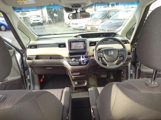 フリードハイブリッド ハイブリッド・Ｇホンダセンシング　Ｇａｔｈｅｒｓナビ／フルセグテレビ／バックモニター／両側電動スライドドア／ホンダセンシング／衝突軽減ブレーキ／横滑り防止／ＬＥＤヘッドライト／アクティブコーナーライト／ハイブリッド車／ＥＴＣ（31枚目）