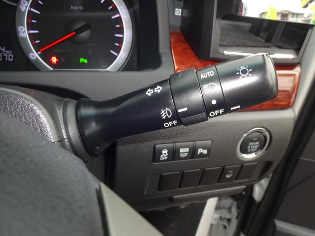 ヴェルファイア 2.4Z プラチナセレクションII 4WD/アルパイン10インチナビ/フルセグテレビ/バックモニター/Bluetooth/両側電動スライドドア/フィリップダウンモニター/パワーバックドア/クルーズコントロール/横滑り防止装置/(26枚目)