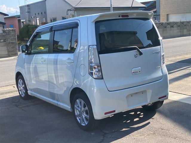 ワゴンＲスティングレー Ｘ　４ＷＤ　ドライブレコーダー　メモリーナビ　フルセグＴＶ　Ｂｌｕｅｔｏｏｔｈ接続　ＣＤ　バックカメラ　スマートキー　ベンチシート　シートヒーター　１４インチアルミ（10枚目）