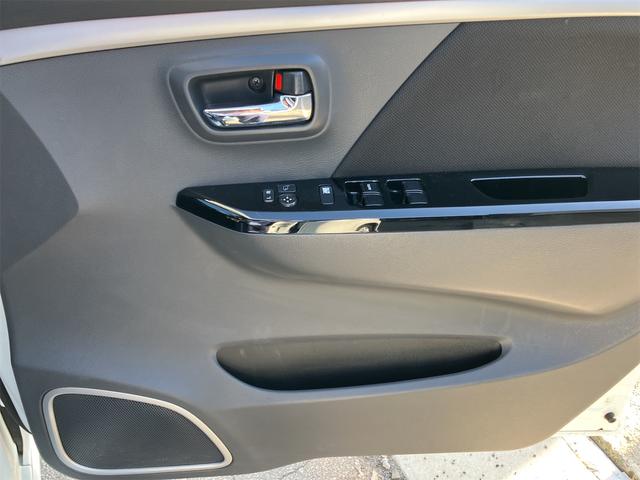 ワゴンＲスティングレー Ｘ　４ＷＤ　ドライブレコーダー　メモリーナビ　フルセグＴＶ　Ｂｌｕｅｔｏｏｔｈ接続　ＣＤ　バックカメラ　スマートキー　ベンチシート　シートヒーター　１４インチアルミ（30枚目）