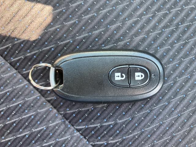 ワゴンＲスティングレー Ｘ　４ＷＤ　ドライブレコーダー　メモリーナビ　フルセグＴＶ　Ｂｌｕｅｔｏｏｔｈ接続　ＣＤ　バックカメラ　スマートキー　ベンチシート　シートヒーター　１４インチアルミ（31枚目）