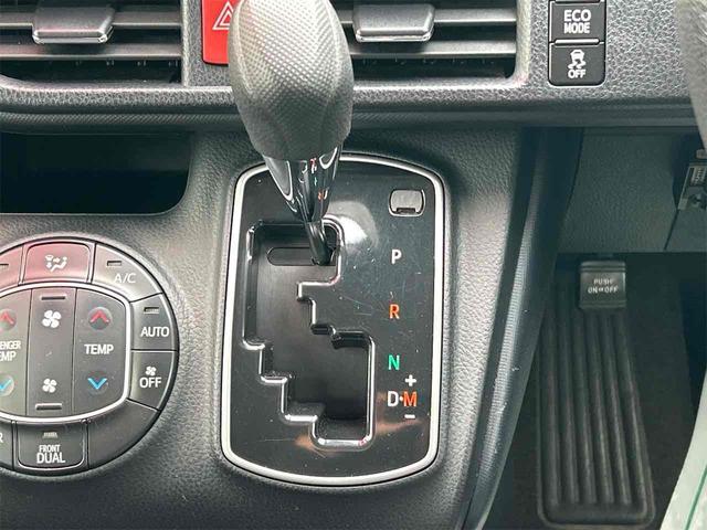 ノア Ｘ　４ＷＤ　ワンオーナー　ドライブレコーダー　ＥＴＣ　バックカメラ　ナビ　ＴＶ　両側電動スライドドア　オートライト　ＬＥＤヘッドランプ　スマートキー　アイドリングストップ　電動格納ミラー　３列シート（50枚目）