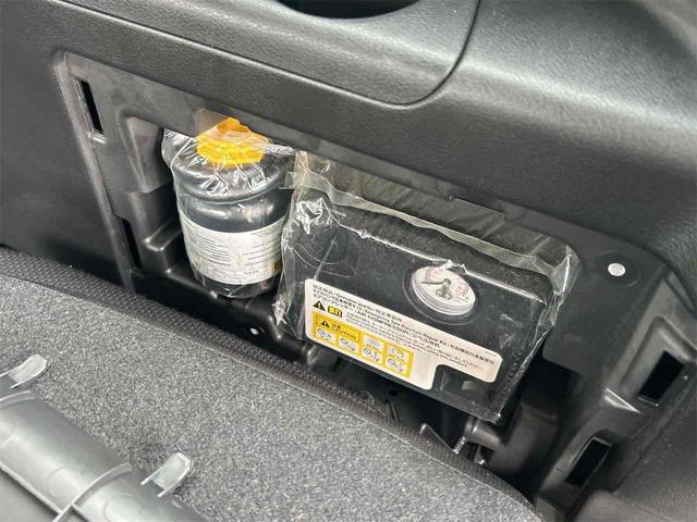 セレナ X VセレクションII 4WD ETC バックカメラ ナビ オートクルーズコントロール 衝突被害軽減システム 両側電動スライドドア オートライト スマートキー アイドリングストップ 電動格納ミラー 3列シート ウォークスルー(34枚目)