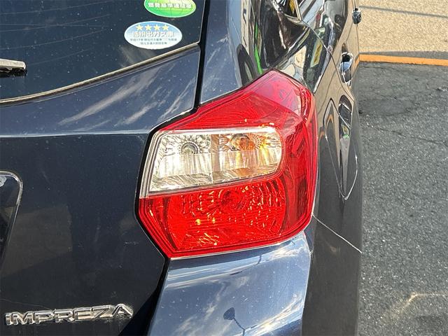 インプレッサスポーツ ２．０ｉアイサイト　４ＷＤ　ＥＴＣ　バックカメラ　ナビ　ＴＶ　オートクルーズコントロール　レーンアシスト　衝突被害軽減システム　アルミホイール　オートライト　スマートキー　電動格納ミラー　ＣＶＴ　盗難防止システム　ＡＢＳ（18枚目）
