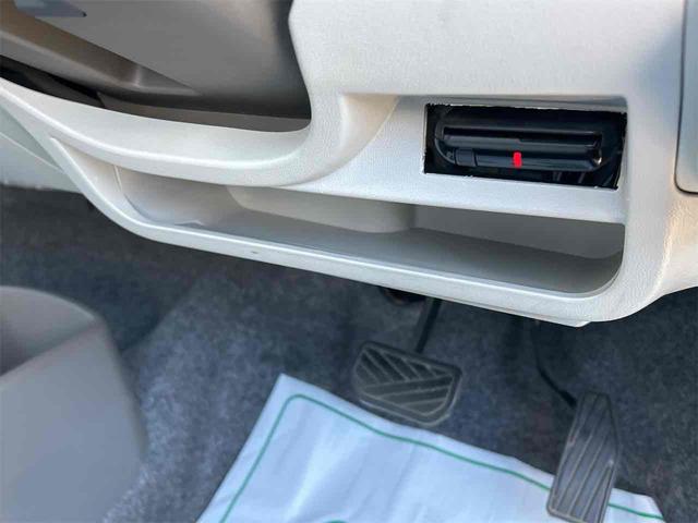アルトエコ ＥＣＯ－Ｓ　４ＷＤ　ＥＴＣ　スマートキー　アイドリングストップ　電動格納ミラー　シートヒーター　ＣＶＴ　盗難防止システム　ＡＢＳ　ＣＤ　衝突安全ボディ　エアコン　パワーステアリング　パワーウィンドウ（32枚目）