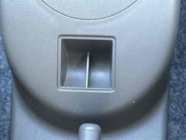 アルトエコ ＥＣＯ－Ｓ　４ＷＤ　ＥＴＣ　スマートキー　アイドリングストップ　電動格納ミラー　シートヒーター　ＣＶＴ　盗難防止システム　ＡＢＳ　ＣＤ　衝突安全ボディ　エアコン　パワーステアリング　パワーウィンドウ（35枚目）