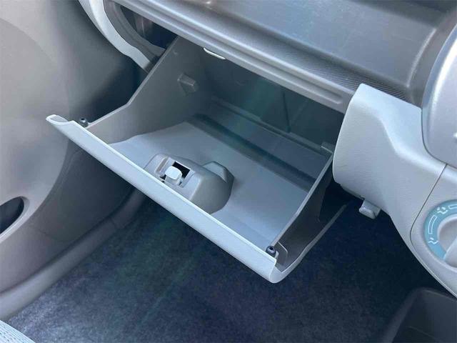アルトエコ ＥＣＯ－Ｓ　４ＷＤ　ＥＴＣ　スマートキー　アイドリングストップ　電動格納ミラー　シートヒーター　ＣＶＴ　盗難防止システム　ＡＢＳ　ＣＤ　衝突安全ボディ　エアコン　パワーステアリング　パワーウィンドウ（41枚目）