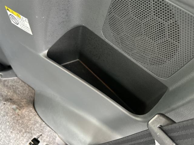 スペーシアカスタム ＸＳリミテッド　４ＷＤ　ＥＴＣ　バックカメラ　両側電動スライドドア　ナビ　ＴＶ　衝突被害軽減システム　オートライト　ＨＩＤ　スマートキー　アイドリングストップ　電動格納ミラー　シートヒーター　ベンチシート　ＣＶＴ（35枚目）