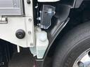 カスタム　４ＷＤ　トラック　５ＭＴ　レーンアシスト　ＥＴＣ　ナビ　バックカメラ　スマートキー　アイドリングストップ　電動格納ミラー　アルミホイール　ＡＢＳ　ＥＳＣ　エアコン　パワーウィンドウ　運転席エアバッグ（53枚目）