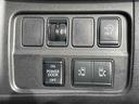 セレナ X VセレクションII 4WD ETC バックカメラ ナビ オートクルーズコントロール 衝突被害軽減システム 両側電動スライドドア オートライト スマートキー アイドリングストップ 電動格納ミラー 3列シート ウォークスルー(8枚目)