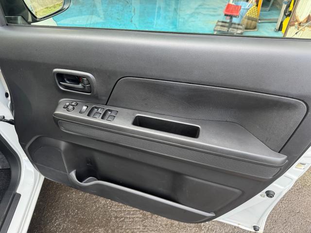 ワゴンR FA 4WD 5MT 7インチナビ バックカメラ(12枚目)