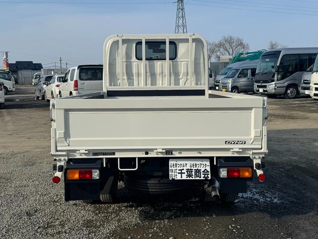 ダイナトラック 4WD 三方開平ボディ 5MT バックカメラ ヘッドライトウォッシャー クリアランスソナー 積載1,400kg 車両総重量3,635kg(5枚目)