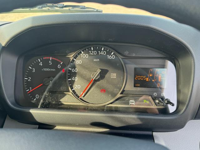 ダイナトラック 4WD 三方開平ボディ 5MT バックカメラ ヘッドライトウォッシャー クリアランスソナー 積載1,400kg 車両総重量3,635kg(21枚目)