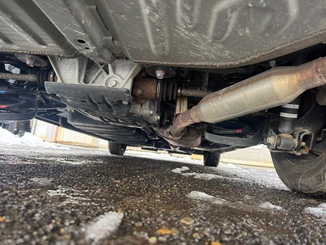 ノア Ｘ　４ＷＤ　７インチナビ　バックカメラ　ドライブレコーダー　ＥＴＣ　両側電動スライドドア　衝突被害軽減ブレーキ　Ｂｌｕｅｔｏｏｔｈオーディオ（9枚目）