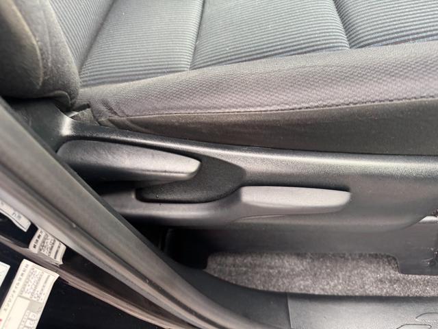 ノア Ｘ　４ＷＤ　７インチナビ　バックカメラ　ドライブレコーダー　ＥＴＣ　両側電動スライドドア　衝突被害軽減ブレーキ　Ｂｌｕｅｔｏｏｔｈオーディオ（16枚目）