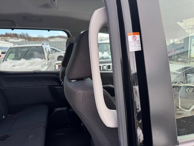 ノア Ｘ　４ＷＤ　７インチナビ　バックカメラ　ドライブレコーダー　ＥＴＣ　両側電動スライドドア　衝突被害軽減ブレーキ　Ｂｌｕｅｔｏｏｔｈオーディオ（23枚目）