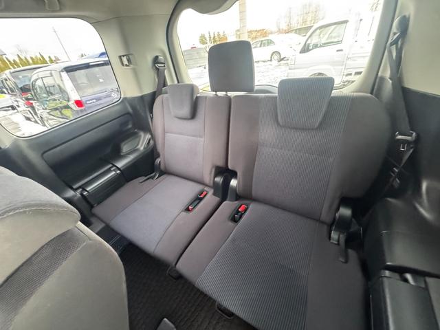 ノア Ｘ　４ＷＤ　７インチナビ　バックカメラ　ドライブレコーダー　ＥＴＣ　両側電動スライドドア　衝突被害軽減ブレーキ　Ｂｌｕｅｔｏｏｔｈオーディオ（31枚目）