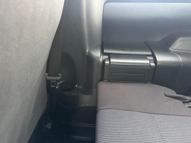 ノア Ｘ　４ＷＤ　７インチナビ　バックカメラ　ドライブレコーダー　ＥＴＣ　両側電動スライドドア　衝突被害軽減ブレーキ　Ｂｌｕｅｔｏｏｔｈオーディオ（33枚目）