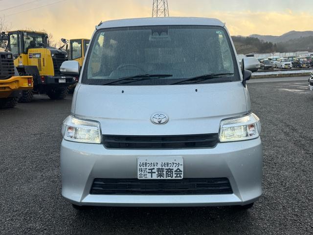 タウンエースバン GL 4WD 登録済み未使用車(2枚目)