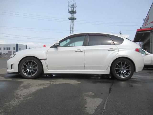 インプレッサ ＷＲＸ　ＳＴＩ　Ａライン　当店買取車両　４ＷＤ　ＳＴｉフロントリップ　ＳＴｉフロントタワーバー　社外ＣＤオーディオ　ＥＴＣ　革巻ステア　パドルシフト　ＨＩＤヘッドライト　クルーズコントロール（31枚目）