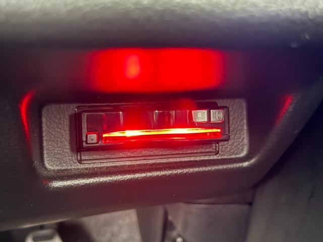 アルト ＶＰ　全塗装車　パイオニア製ディスプレイオーディオ　ＥＴＣ　ＬＥＤヘッドライト　キーレス　ＣＤ再生　Ｂｌｕｅｔｏｏｔｈ接続　社外タコメーター　パワステ（4枚目）