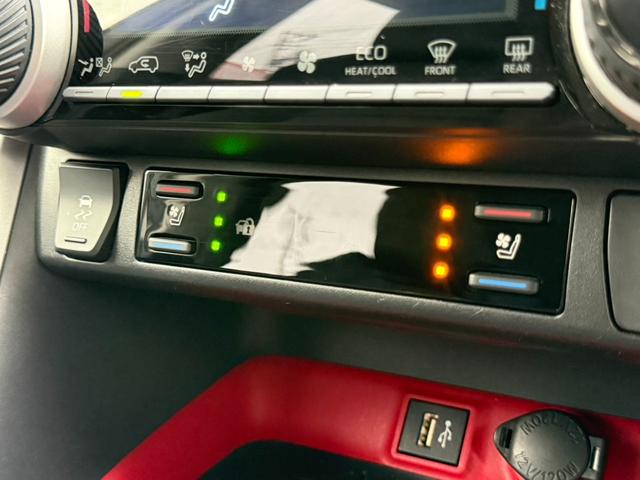 RAV4 アドベンチャー オフロードパッケージII 4WD 純正メモリーナビ バックカメラ セーフティセンス レーダークルーズ ステアリングヒーター 合皮シート パワーシート シートベンチレーション クリアランスソナー レーンキープ オートハイビーム(8枚目)
